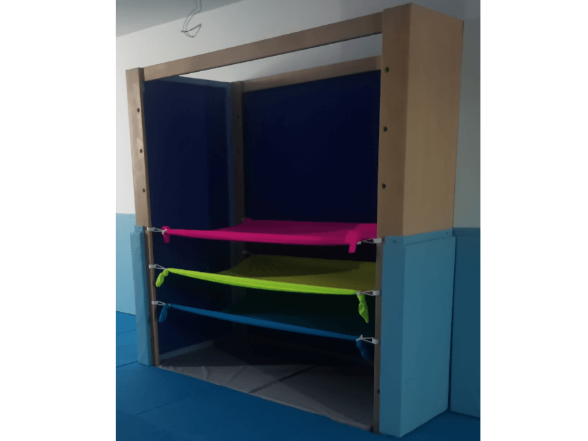 27拉架浮弹床训练系统